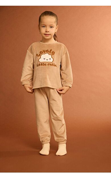 DeFacto Kız Bebek Pijama Takımı Bulut Baskılı Uzun Kollu Welsoft Pelüş Üst Uzun Alt