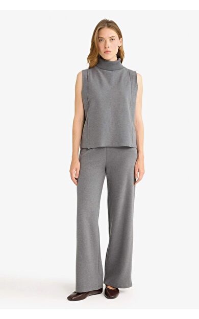 Straight Fit Geniş Paça Pantolon