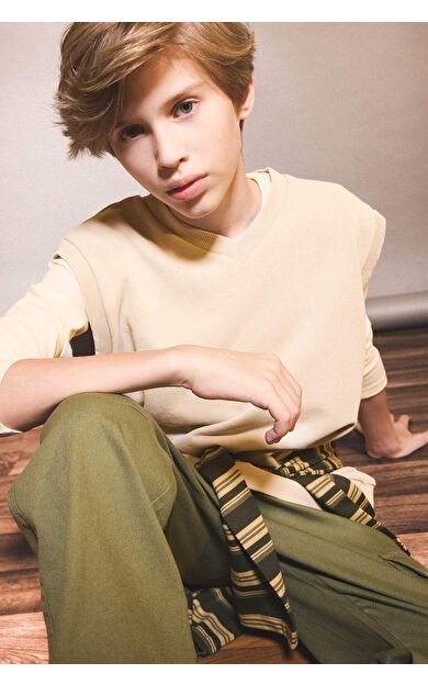 Erkek Çocuk V Yaka Yıkamalı Süveter