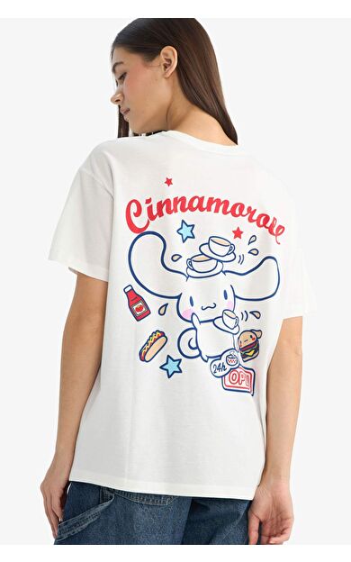 Hello Kitty  Oversıze Baskılı Kısa Kollu Tişört