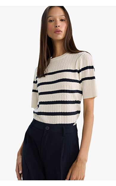 Regular Fıt Bisiklet Yaka Kazak