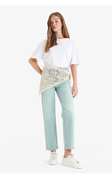 DeFacto Comfort Straight Normal Bel Bilek Boy Jean Yıkamalı Pantolon G2216AX25WNNM28
