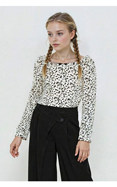 Kız Çocuk Slim Fit Dar Kesim Çiçekli Bürümcük Uzun Kollu Tişört