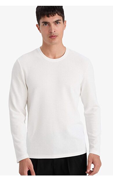 Slim Fit Dar Kesim Bisiklet Yaka Sweatshirt