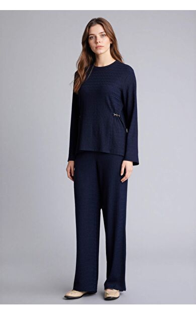 Regular Fıt Bisiklet Yaka Bürümcük Uzun Kollu Tişört