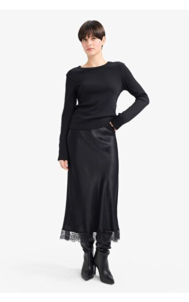 A Kesim Normal Bel Saten Midi Etek G2889AX25AUBK81