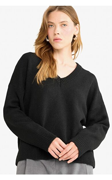 Oversize Geniş Kalıp V Yaka Kazak