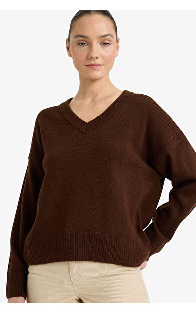 Oversize Geniş Kalıp V Yaka Triko Kazak