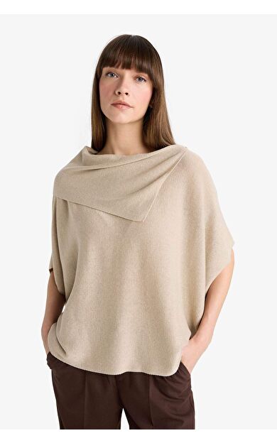 Oversize Geniş Kalıp Kayık Yaka Kazak