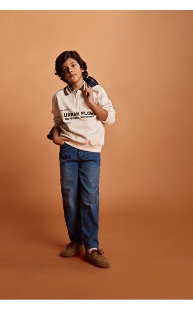 DeFacto Erkek Çocuk Loose Fit Yırtık Detaylı Düz Paça Jean Pantolon