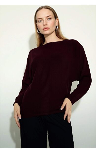 Kayık Yaka Triko Kazak