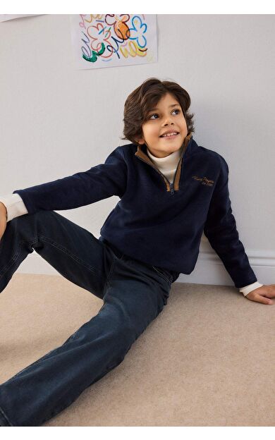 Erkek Çocuk New Regular Fit Yarım Balıkçı Yaka Nakışlı İçi Yumuşak Tüylü Polar Sweatshirt