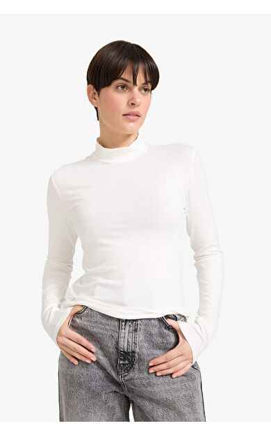 Balıkçı Yaka Uzun Kollu Tişört