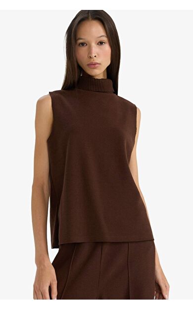 Regular Fit Balıkçı Yaka Atlet