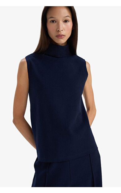 Regular Fit Balıkçı Yaka Atlet