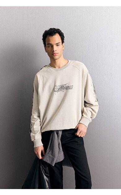 DeFacto Boxy Fit Bisiklet Yaka Baskılı Sweatshirt