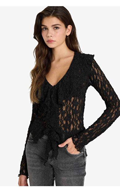 Slim Fit Dar Kesim V Yaka Dantel Uzun Kollu Bluz