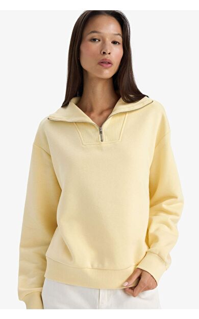 Regular Fit Yarım Fermuarlı Balıkçı Yaka Basic Düz Sweatshirt