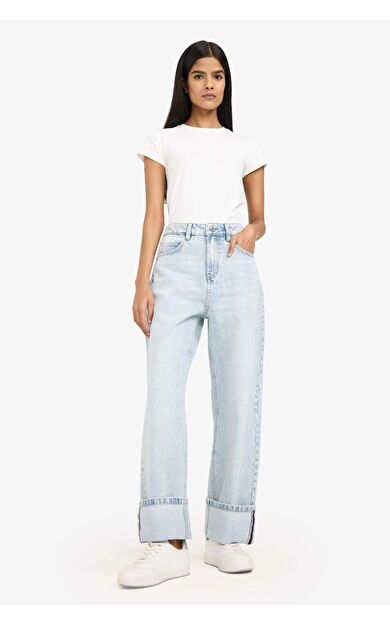 DeFacto Relax Fıt Yüksek Bel Düz Paça Uzun Jean Kar Yıkamalı Pantolon