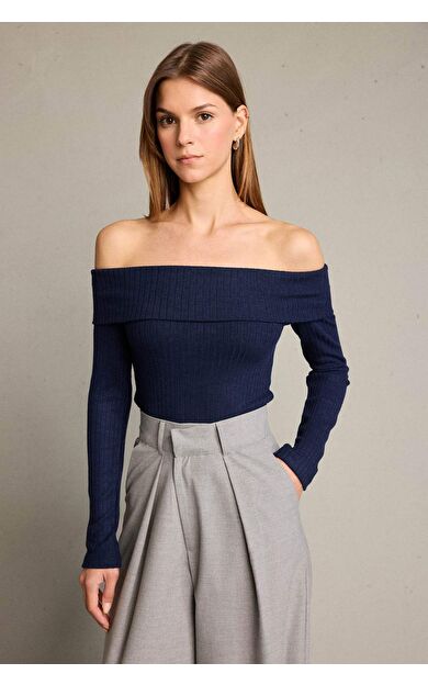 Kayık Yaka Uzun Kollu Tişört G5054AX25WNBE364