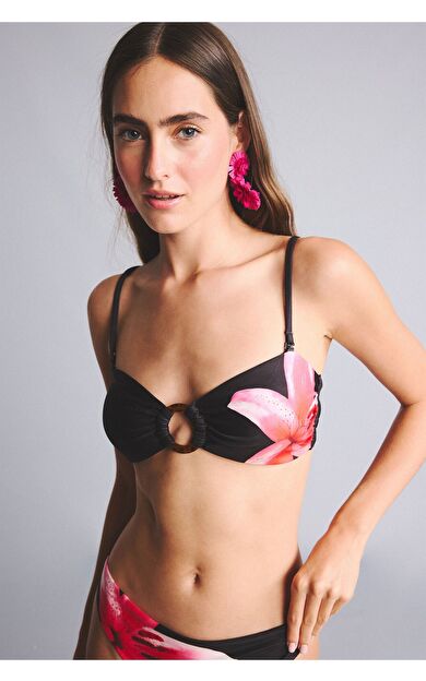 DeFacto Regular Fıt Floral Bikini Üstü