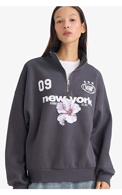 Regular Fit Dik Yaka Yarım Fermuarlı Baskılı Sweatshirt
