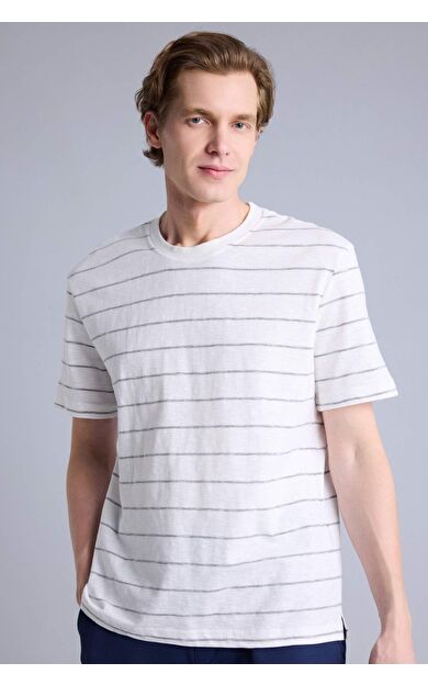 DeFacto Regular Fıt Bisiklet Yaka Kısa Kollu Tişört