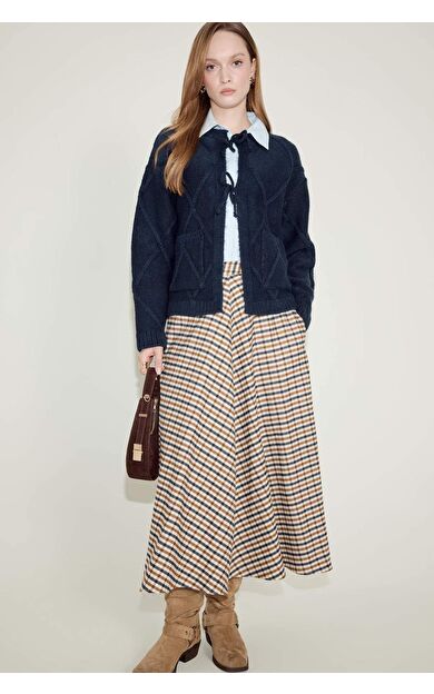 A Kesim Kareli Maxi Etek