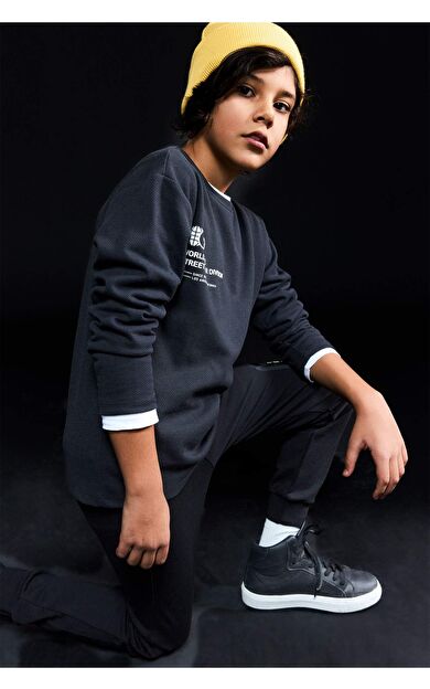 Erkek Çocuk Regular Fit Bisiklet Yaka Baskılı Uzun Kollu Tişört