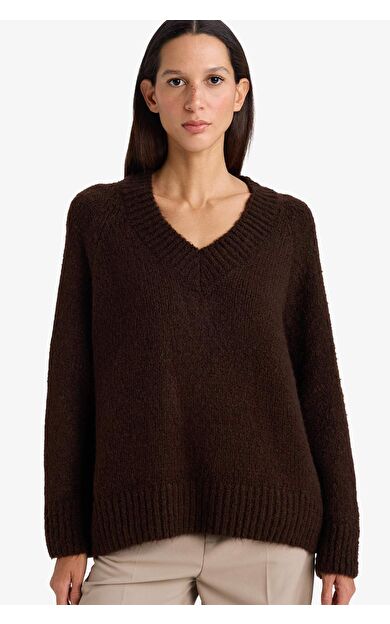 Oversize Geniş Kalıp V Yaka Triko Kazak