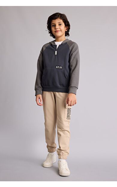 DeFacto Regular Fıt Slogan Baskılı Sweatshirt Kumaşı Pantolon Erkek Çocuk