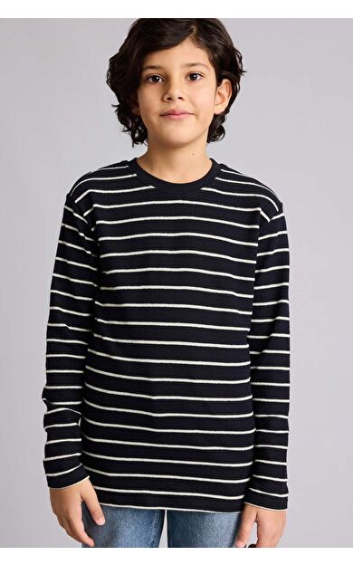 New Regular Fıt Bisiklet Yaka Uzun Kollu Tişört Erkek Çocuk