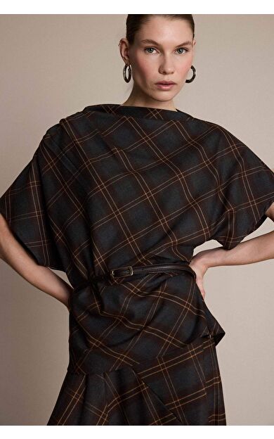 Fitted Dik Yaka Kareli Flanel Kısa Kollu Bluz