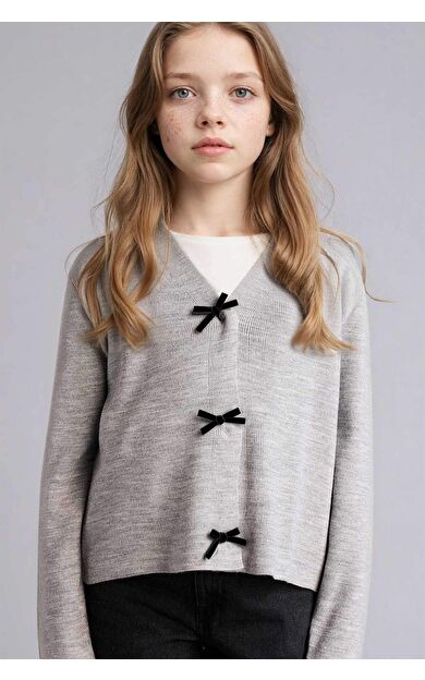 V Yaka Hırka Kız Çocuk