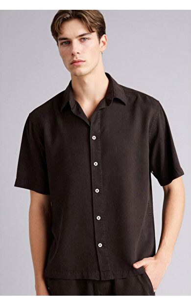 Regular Fit Gömlek Yaka Tensel Kısa Kollu Gömlek