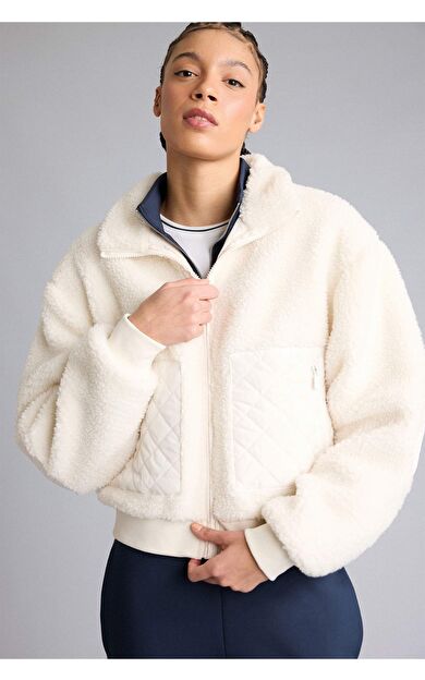 Boxy Fıt Fermuarlı Pelüş Mont