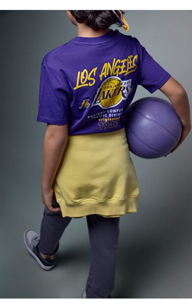 DeFacto NBA Los Angeles Lakers New Regular Fıt Bisiklet Yaka Kısa Kollu Tişört Erkek Çocuk