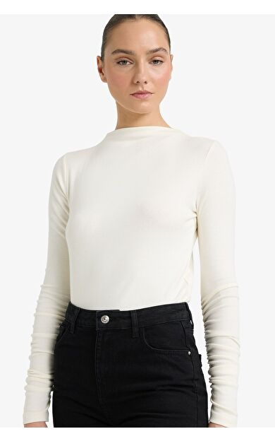 DeFacto Slim Fit Dar Kesim Yarım Balıkçı Yaka Ribana Uzun Kollu Tişört