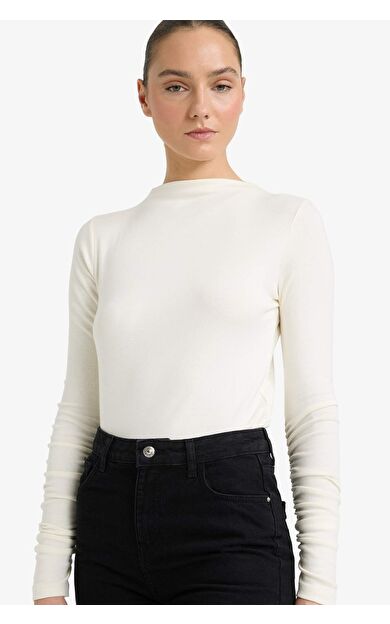 Slim Fit Dar Kesim Yarım Balıkçı Yaka Ribana Uzun Kollu Tişört