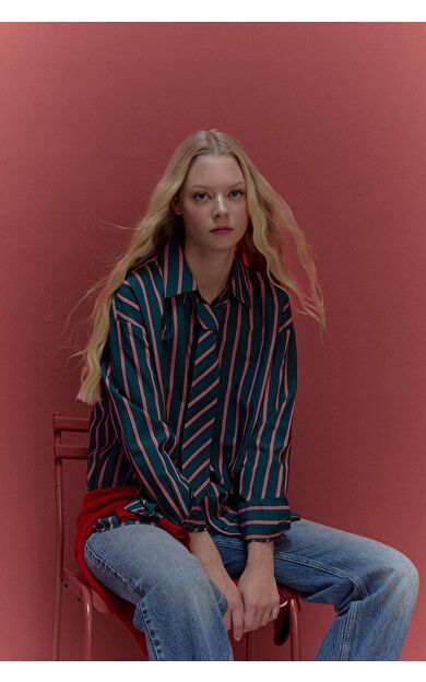 Oversize Geniş Kalıp Kravat Detaylı Çizgili Uzun Kollu Gömlek