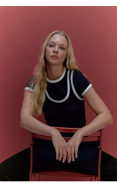 Fıtted U Yaka Ribana Atlet