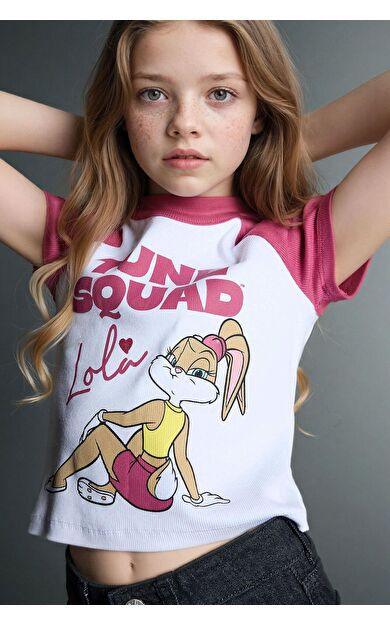 DeFacto Kız Çocuk Looney Tunes Cropped Fit Bisiklet Yaka Ribana Kısa Kollu Tişört
