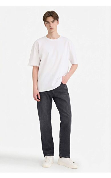 Straight Fit Düz Paça Jean Pantolon