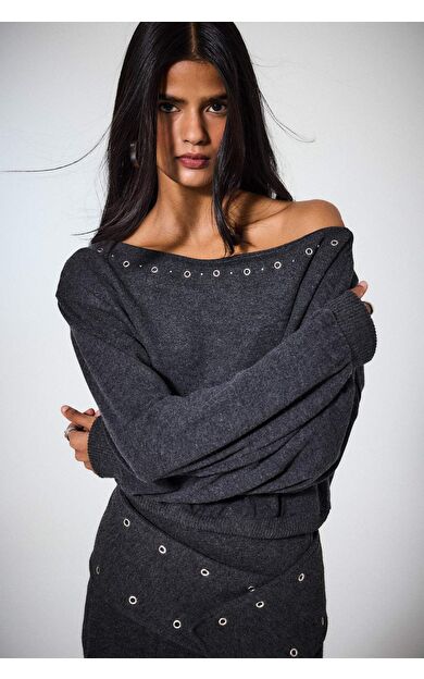 Loose Fit Omzu Açık Uzun Kollu Tişört