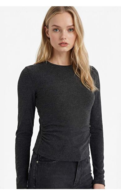 Fitted Bisiklet Yaka Uzun Kollu Tişört