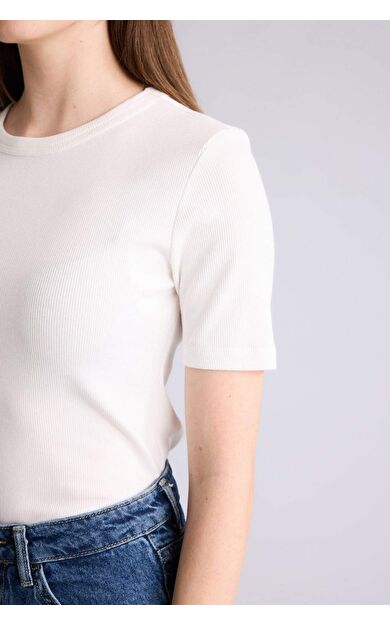 Slım Fıt Bisiklet Yaka Basıc Düz Fitilli Kaşkorse Kısa Kollu Tişört