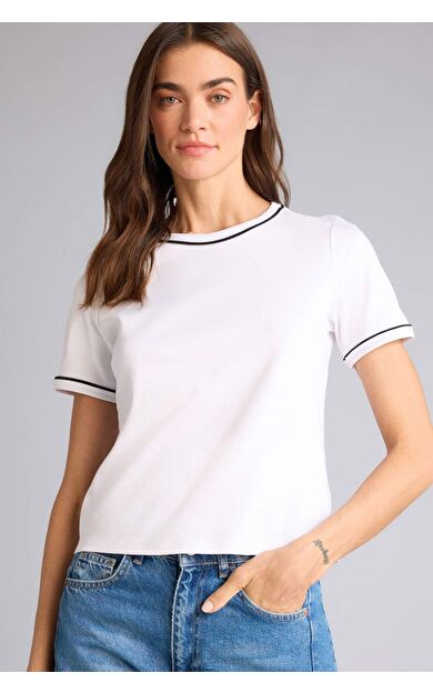 Regular Fıt Bisiklet Yaka Basıc Düz Kısa Kollu Tişört