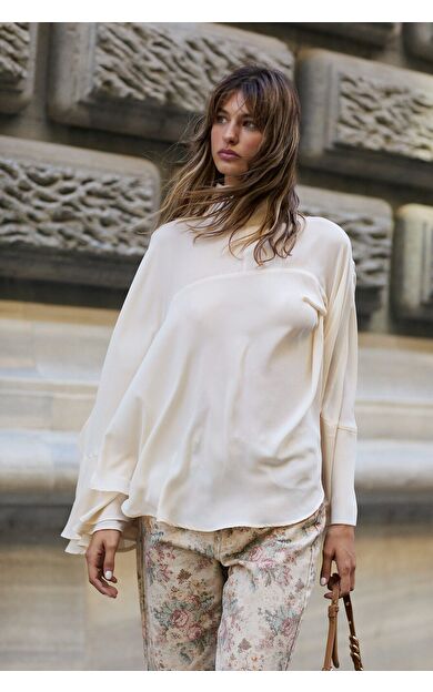DeFacto Fashion Fit Dik Yaka Krep Uzun Kollu Bluz