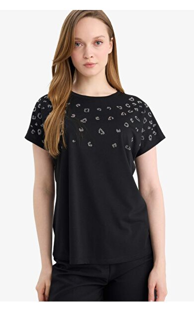 Bisiklet Yaka Taş Baskılı Kısa Kollu Tişört