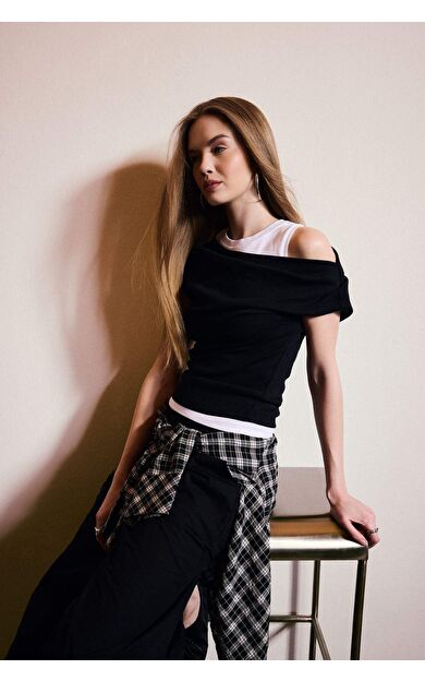 DeFacto Slım Fıt Tek Omuzlu Ribana Kısa Kollu Tişört